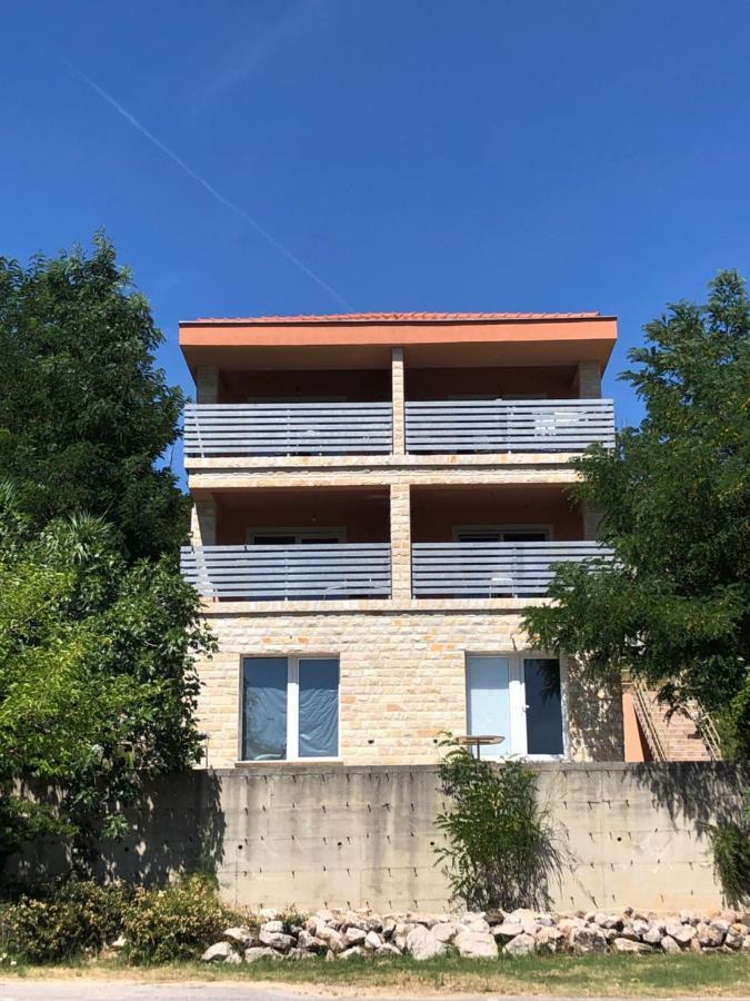 Apartments Chilla *** Lopar Εξωτερικό φωτογραφία